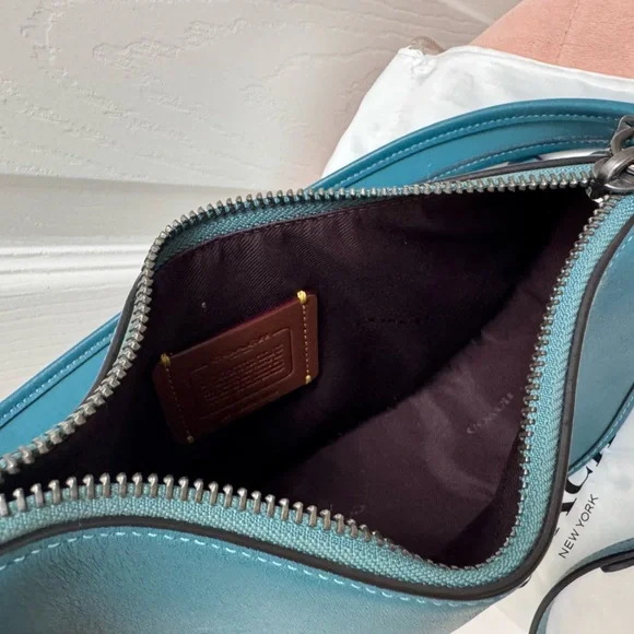 Coach Swinger Bag in Retro Teal - Picture 8 of 10